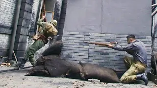 日軍狙擊手準備從後方偷襲，殊不知窗戶玻璃早就出賣了他，回身就是一槍打得他措手不及…#film #動作片 #戰爭片 #抗戰 #抗日 #film #軍旅 #drama
