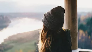 نغمة رنين تجنن يبحث عنها الجميع   يا وردة مكانها في البستان دندنها