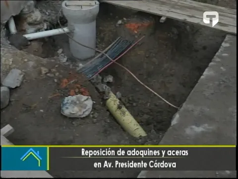 Reposición de adoquines y aceras en Av. Presidente Córdova de Cuenca