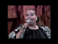 Download Lagu Donald Lawrence \u0026 the Tri-City Singers - Stranger