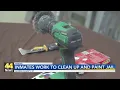 Inmates work to clean up and paint jail in Daviess County