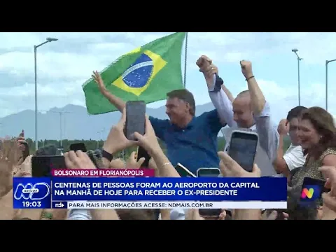 Grande recepção: Bolsonaro é recebido por multidão no Aeroporto de Florianópolis