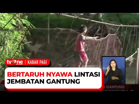 Warga Kabupaten Luwu Bertaruh Nyawa Lintasi Jembatan Gantung yang Nyaris Putus