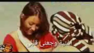 وحيد  ولوحدي عايش في اوضه ضلمه متكسره دندنها