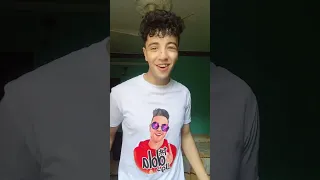 قبضي يبقي بالدولار دندنها