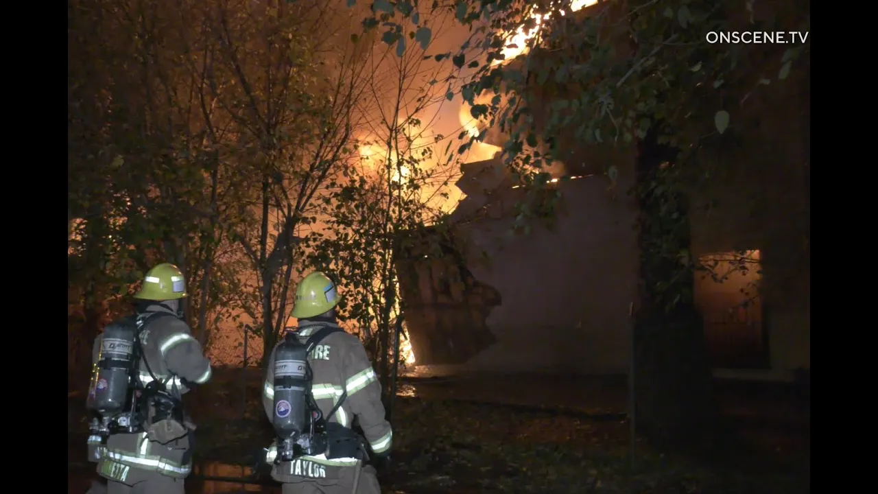 KENSINGTON AVE PHILADELPHIA AT NIGHT