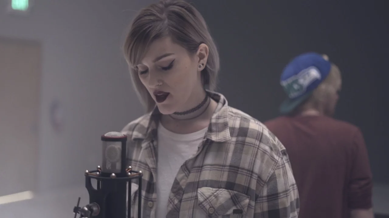 JANEL DREWIS - Where Did You Sleep Last Night (Feat. Ariel Henderson)