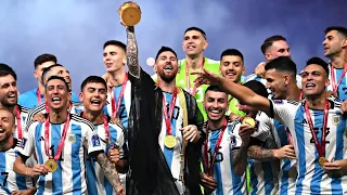 الليلة التاريخية التي توج ميسي بكأس العالم      قطر   شيل يا طويل العمر شيل الشيخ ميسي دندنها