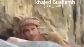 حوثي يقلد صوت الوبر ليخدع جنودنا وجابوه البوارديه 