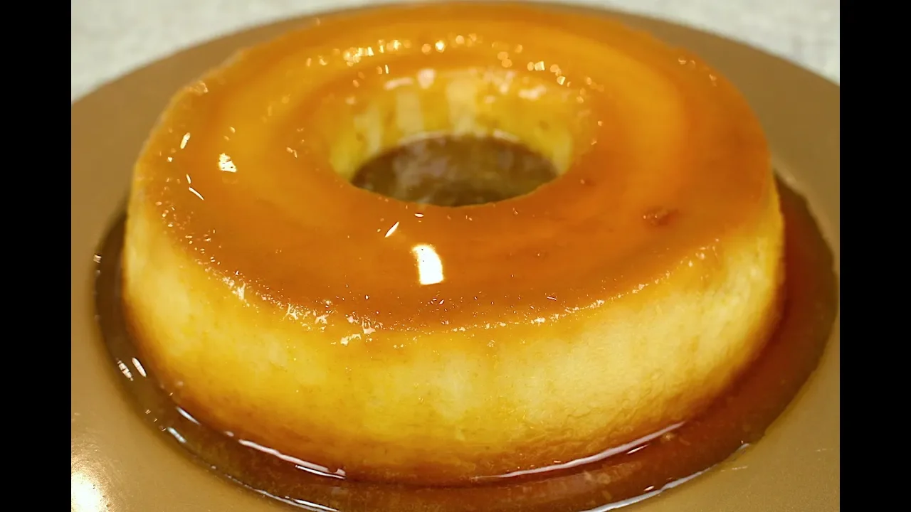 Pudim de Leite MOÇA® com calda de caramelo. Acesse essa receita no nosso portal: https://goo.gl/d4Do. 