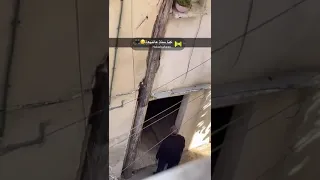 في بيت لحم راح يطبل على الجيران يحكيلهم في جيش ولما فتح الباب لقائهم الجيش زاتهم 