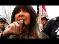 Buffy Sainte-Marie performs "Universal Soldier" for Veterans