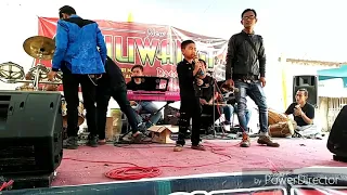 Download Raden Angga Prikitiw - Kapalang Nyaah Mantap Jiwa | Live Show New Siliwangi @Soreang MP3