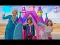 Download Lagu GIANT PRINCESS CASTLE!! Elsa Teaches Twins Kate \u0026 Lilly Magic!!