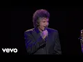 Download Lagu Gino Vannelli - Living Inside Myself (Live) [feat. Bernie Williams]