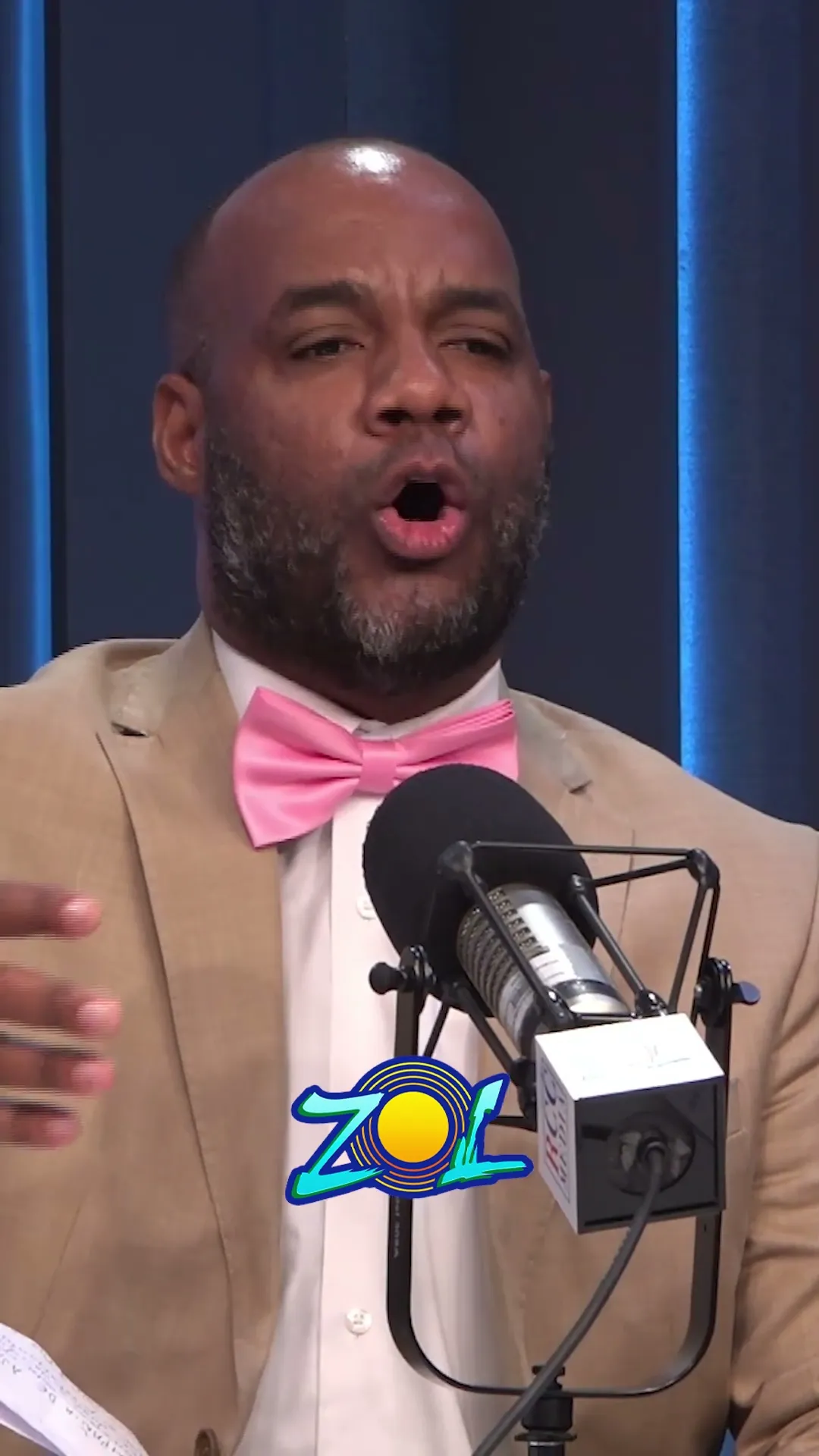 LE RETIRAN LA VISA A GONZALO CASTILLO