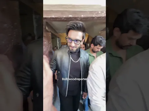 #ranveersingh exit from juhu pvr by his hammer🚘 #dhurandhar