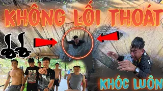 TNB - Không Lối Thoát Khi Cho Danh Vào Dèo Tắm Với Rắn ! | Thanh Nhã Vlog