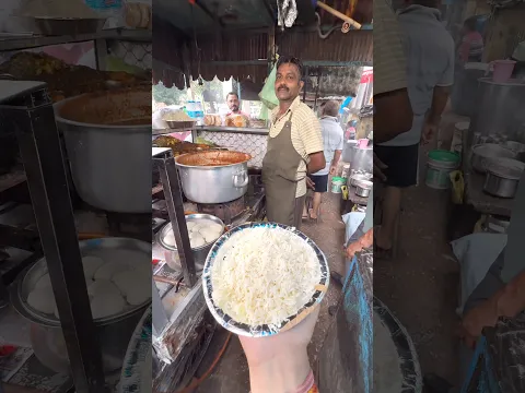 एक प्लेट राजमा चावल 90 रुपए का 😱