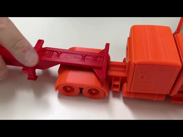 Foldable Trailer Frame for Peterbilt 379 video thumbnail