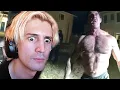 Tough Guy Trying to Fight 5 Police Officers Roided Out xQc Reacts