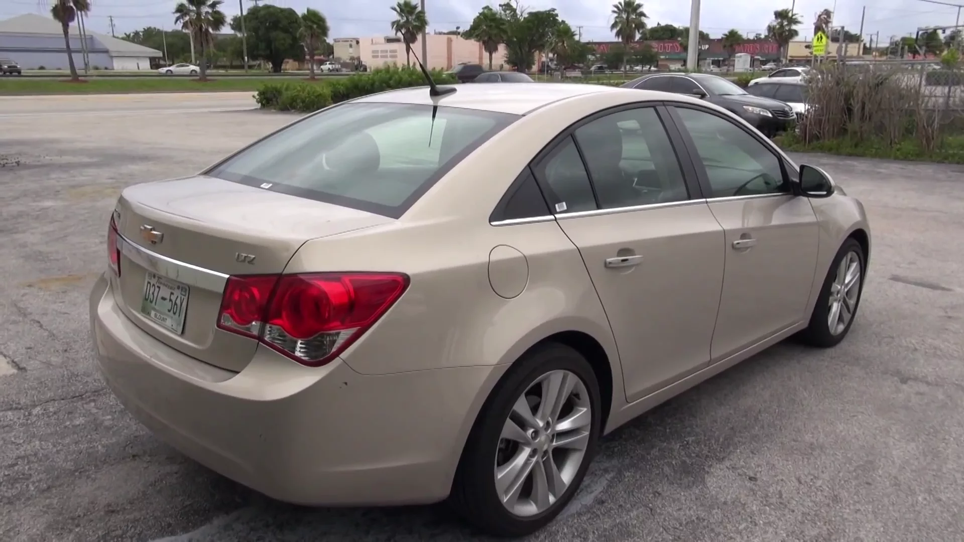 Esse é o Chevrolet Cruze Americano.