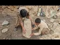 Building a Stone Shelter Before Winter | The Harsh Reality of Iran’s Cave-Dwelling Nomads