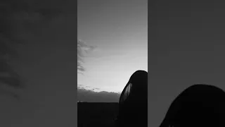 يوم اناظر في المرايا 