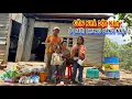 Download Lagu GIA ĐÌNH nghèo ở rừng, sống tạm bợ trong CĂN NHÀ mục nát - tập 1434