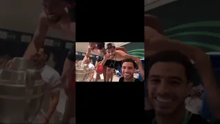 احتفال لاعبي الزمالك بالفوز علي الاهلي بكاس السوبر الافريقي الاهلي الزمالك كأس السوبر الافريقي 