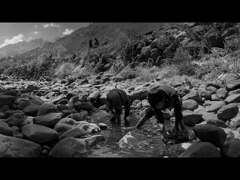 Challwakuy, Alfredo Velarde (Subtitulado)