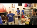 Download Lagu L'Esercito di Pizzaioli della Leggendaria Pizzeria di Napoli! Un giorno da Starita 1902