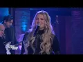 Kelly Clarkson, Meghan Trainor duet All About That Bass