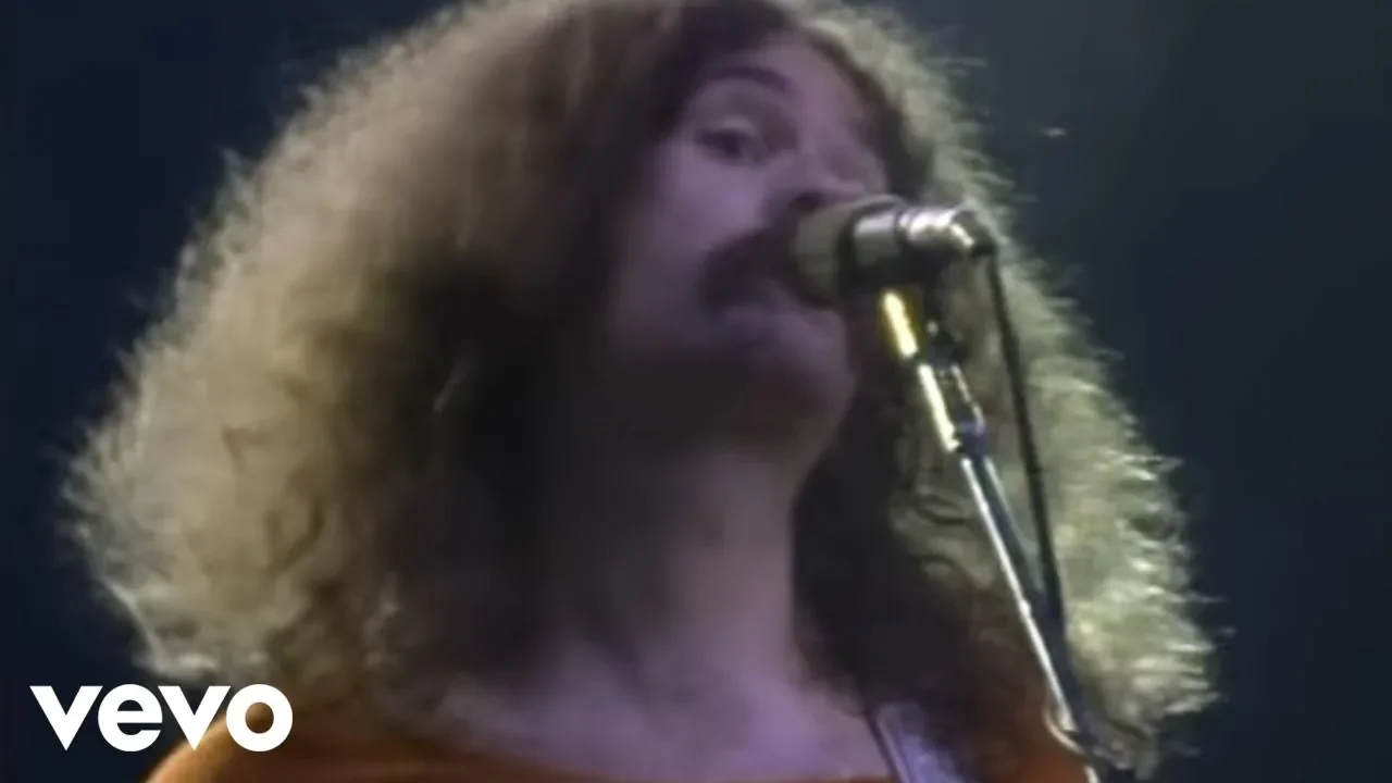 Boston - Don't Look Back (Official Video) Boston - Don't Look Back (Official Video)