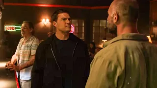 jack reacher vs bar rowdy reacher alan ritchson 