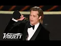 Video di Brad Pitt Wins His First Acting Oscar - Full Backstage Interview
