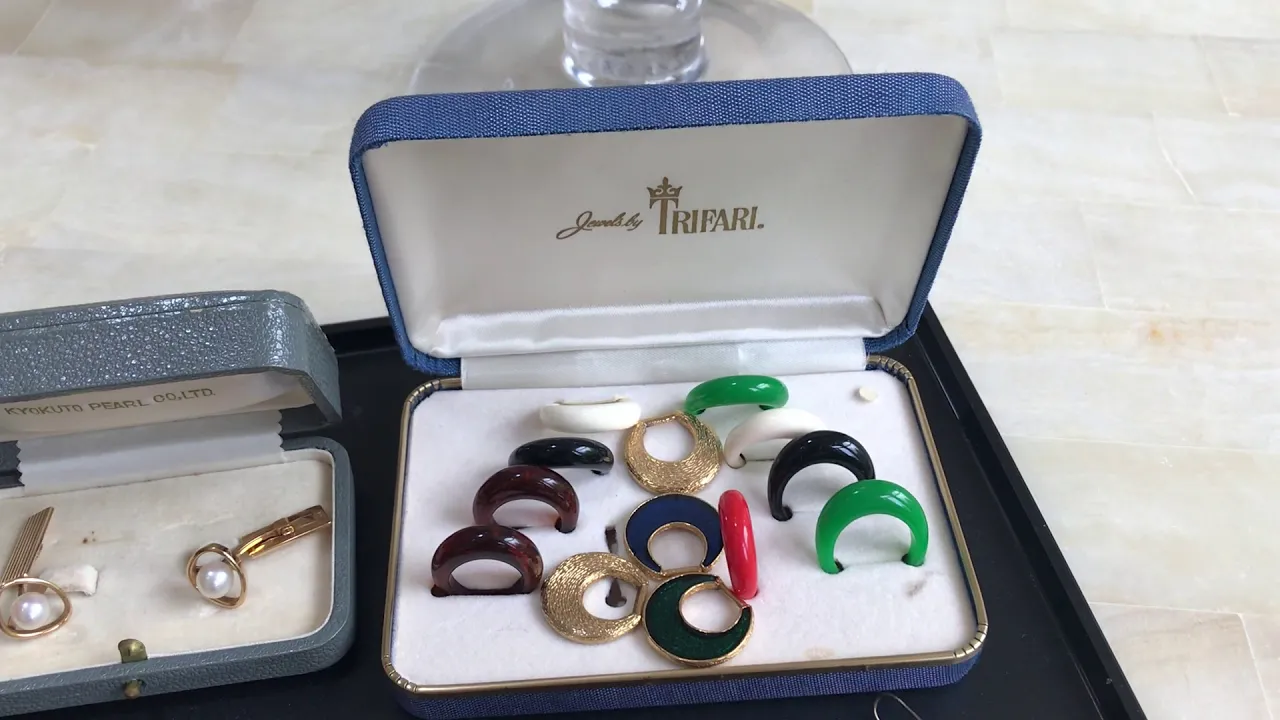 Replacing Battery in a Movado Watch- PLEASE SUBSCRIBE