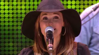 Kacey Musgraves - Follow Your Arrow (Live at Farm Aid 2013)