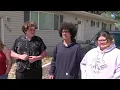 Group lived 9 days with suspected homicide suspect in home he didn t own