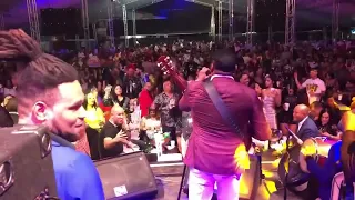 Anthony Santos   LOS ZAPATOS En Vivo