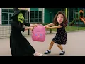 Download Lagu La sorcière est venue me chercher à l’école 