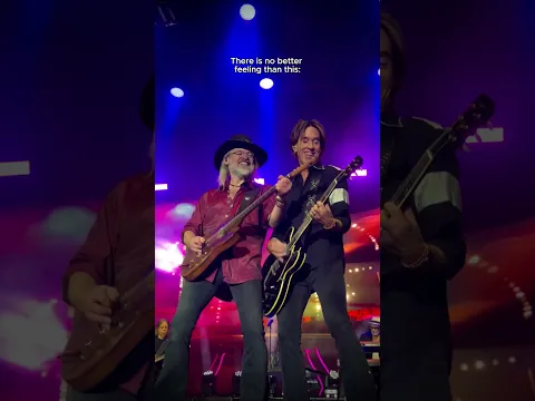 Just a couple of highlights from an unforgettable summer tour! ❤️ #Roxette40 #OnTour