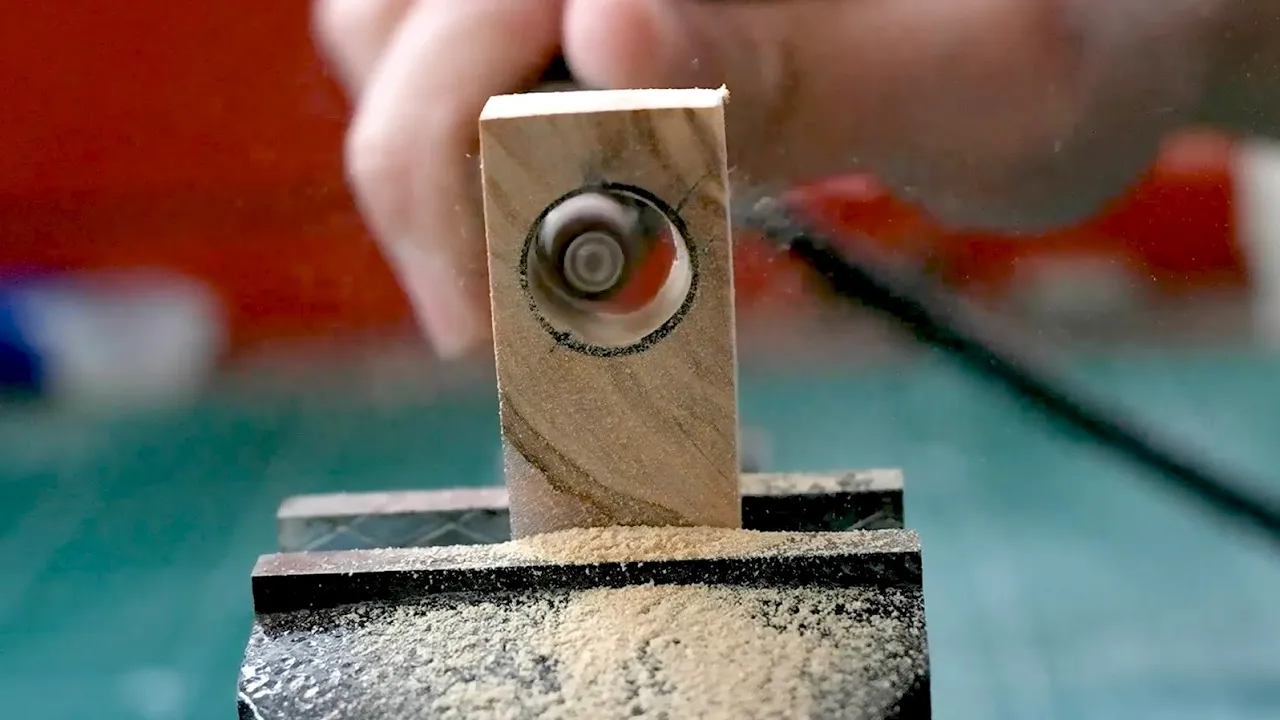 Amazing Resin Crafts Epoxy Resin Modern Necklace Jewelry - Resin Art