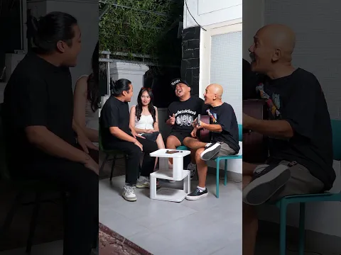 Tiga lawan satu 🤣🤣🤣Mataneee.. Ngahahahahaha @ucoxbongax #shorts
