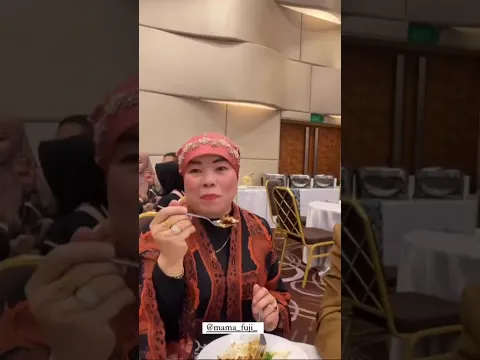 Oma dan opa gala ke kondangan menunya disediakan rendang mama fuji