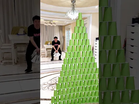 ¡Detengo a papá que quiere beber alcohol!