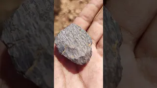 اغرب انواع الاحجار الكريمة 