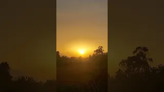 چرا هوا اینطوریه باذ و خورشید عجیب غریب و هوای یطوری 