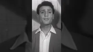 تسهر عيوني الليل   عبد الحليم    عبدالحليم حافظ   ياقلبي خبي دندنها
