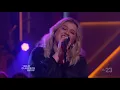 Download Lagu Kelly Clarkson sings \